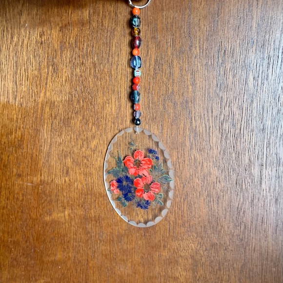 Poppies Blue Flowers Glass Vtg Sun Catcher & Beaded Strand Hanging Window Decor - Picture 10 of 10